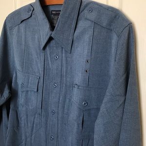 5.11 Tactical Series Men’s Button Up Shirt Size Medium